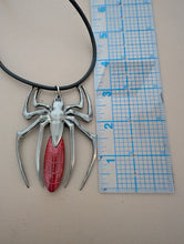 Load image into Gallery viewer, Spider Necklace w/Hidden Blade
