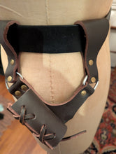 Load image into Gallery viewer, Leather Sword Frog in Brown
