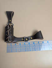 Load image into Gallery viewer, Leather Sword Frog in Brown
