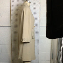 Load image into Gallery viewer, Cashmere coat J.P. Allen
