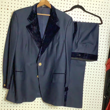 Load image into Gallery viewer, 44R Navy 2pc Tuxedo
