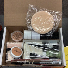 Load image into Gallery viewer, Theatrical crème kit Ben nye
